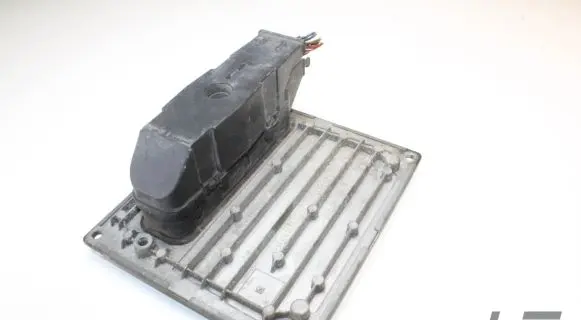 Ford Focus Engine control unit/module 4S6112A650SA S120977015
