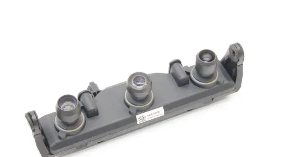 Tesla Model Y Windshield/windscreen camera A18105030301