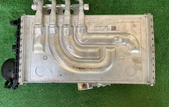 Land Rover Defender Intercooler radiator K6D36K775B
