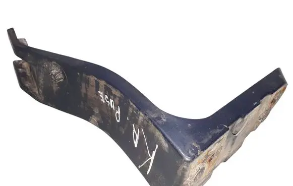 Audi A4 S4 B6 8E 8H Front bumper mounting bracket 8E0821137B