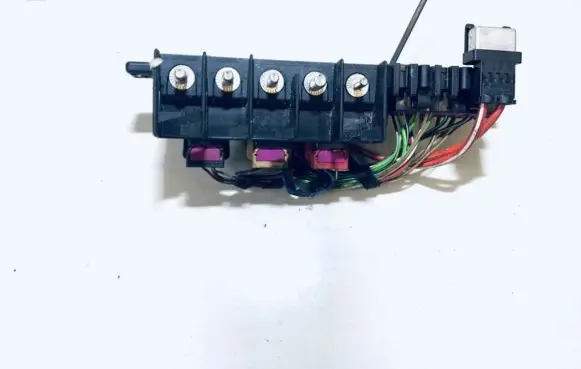 Volkswagen Golf IV Fuse box set 8l0941822