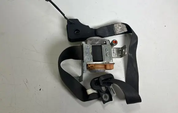 Ford Mustang V Front seatbelt BR3376611B08AAW