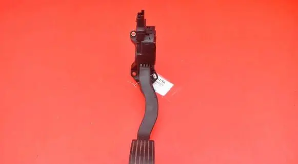 Peugeot 308 Accelerator throttle pedal 9681844480