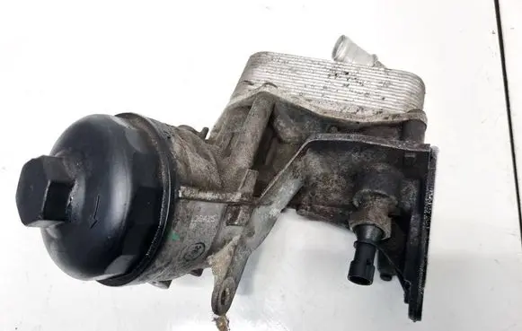 Opel Astra J Oil filter cover 6740273586