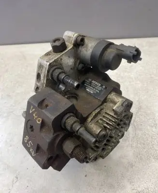 Volvo S40, V40 Fuel injection high pressure pump 8200108225 H037472 0445010075