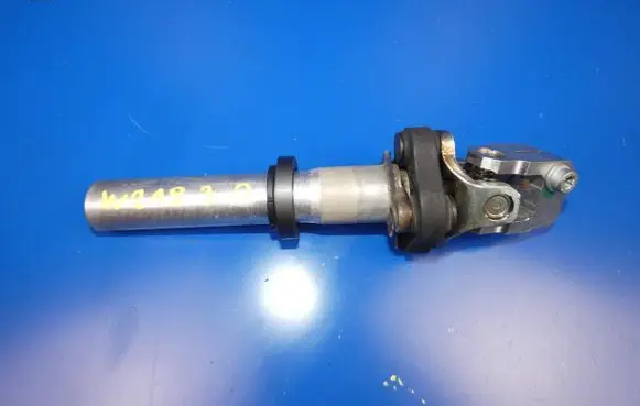 Mercedes-Benz CLS C218 X218 Steering column universal joint 2210191