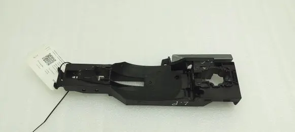 Nissan Pulsar Front door exterior handle/bracket 8061121133
