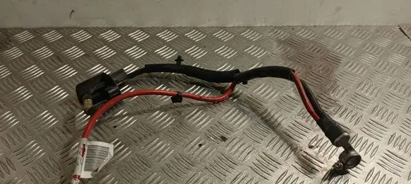 Volkswagen PASSAT B8 Positive cable (battery) 5Q0971228
