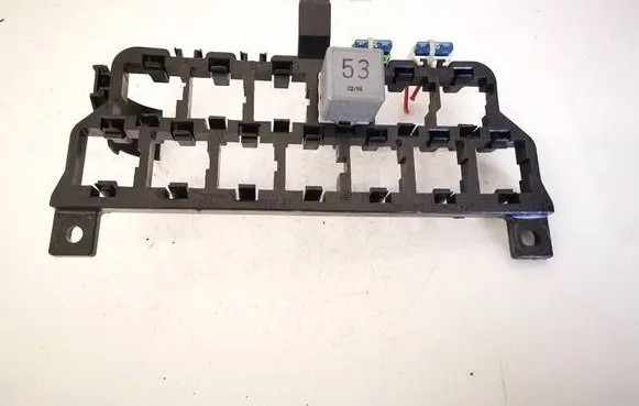 Volkswagen Golf IV Fuse box set 8D0937503E