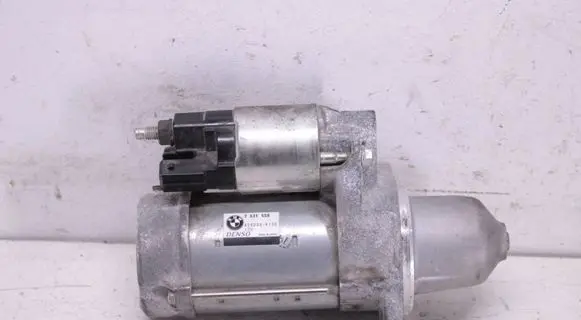 BMW X3 F25 Starter motor 7631558 4280009130