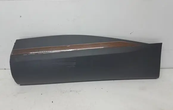 Renault Captur II Rear door trim (molding) 828779913