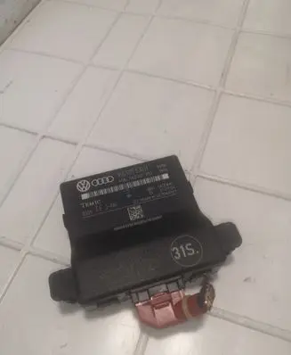 Volkswagen Golf Plus Gateway control module 1K0907530H 1K0907951