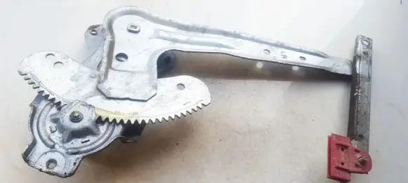 Nissan Almera N16 Sliding door window regulator with motor