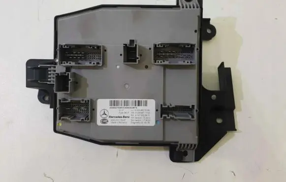 Mercedes-Benz C W205 SAM control unit A2059007539