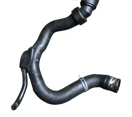 Audi A6 S6 C5 4B Engine coolant pipe/hose 4B0121101H