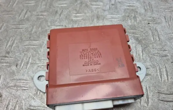 Lexus GS 300 350 430 450H Door control unit/module 8922230120 1233006491