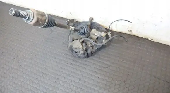 Renault Fluence Front wheel hub spindle knuckle