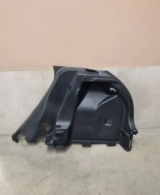 Trunk/boot side trim panel