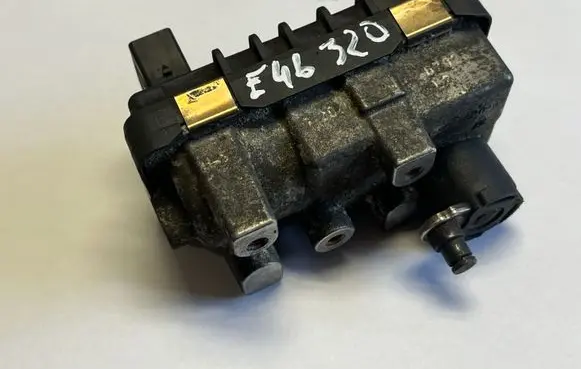 BMW 3 E46 Turbine electric control actuator 6NW008412 712120
