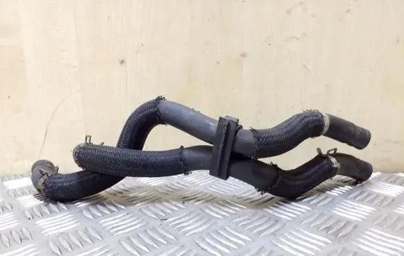 Lexus RX 330 - 350 - 400H Engine coolant pipe/hose