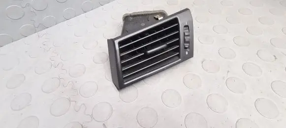 BMW X3 E83 Dashboard side air vent grill/cover trim 3400075