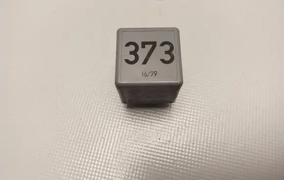 Audi A4 S4 B5 8D Other relay 8D0951253A V23134B52X301