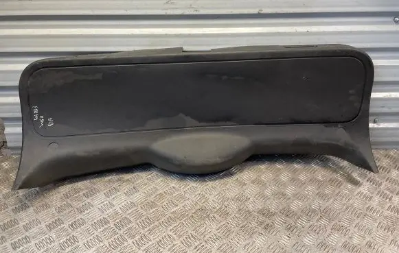 Ford Focus Tailgate trim 4M51A40411