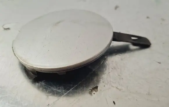 Opel Vivaro Front tow hook cap/cover 