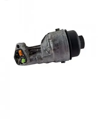 Oil filter mounting bracket