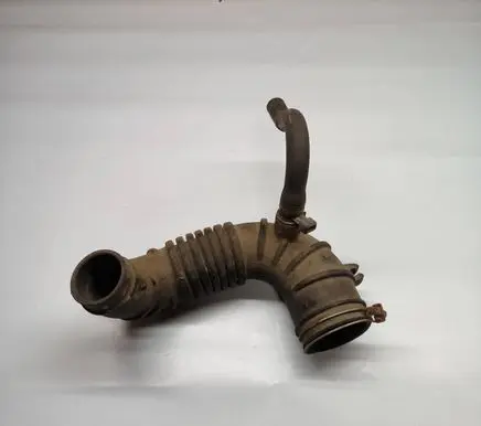 Mitsubishi Pajero Turbo air intake inlet pipe/hose 1505A196 1505A195