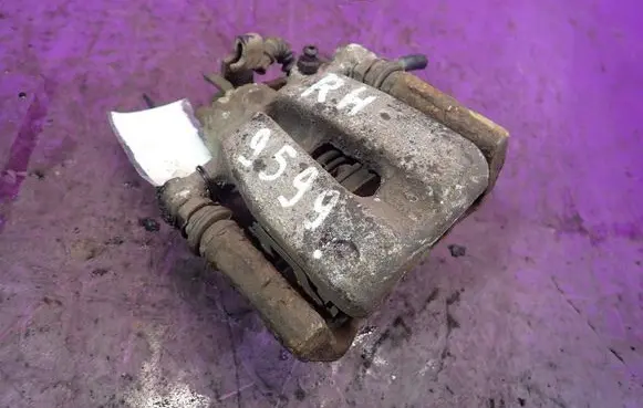 Opel Tigra B Rear brake caliper