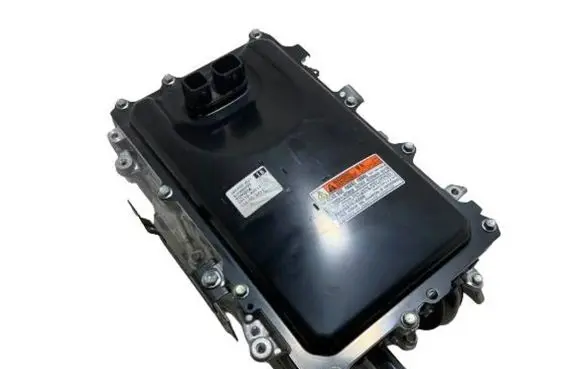 Toyota Yaris XP210 Voltage converter inverter G9200K0011 1561000461