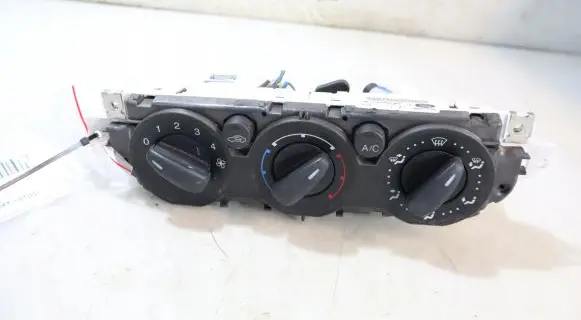 Ford Focus Interior fan control switch 