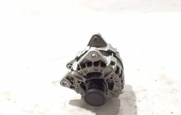 Renault Clio V Generator/alternator 231002175R