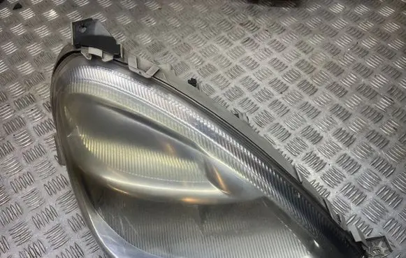 Mercedes-Benz A W168 Headlight/headlamp 0301192202 A1688201861