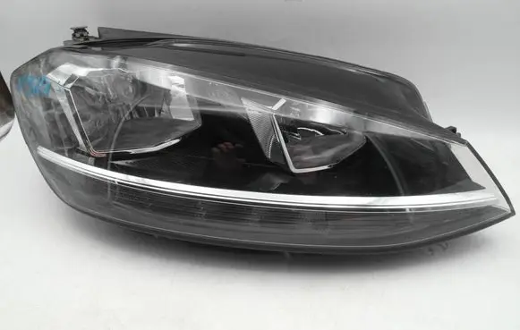 Volkswagen Golf VII Headlight/headlamp 5G1941006D 1EB01306602 X601UM7HH8H