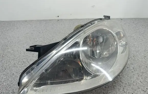 Mercedes-Benz A W169 Headlight/headlamp A1698200161
