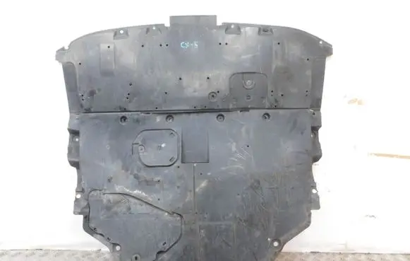 Mazda CX-5 Engine splash shield/under tray