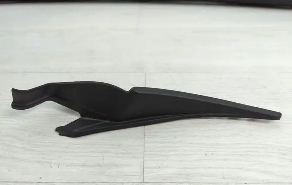 Renault Arkana Wiper trim 668621615R