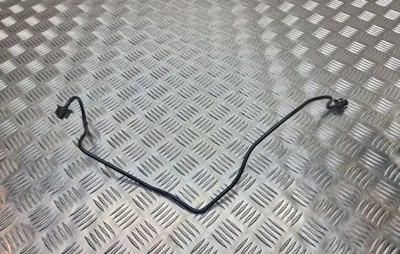 Coolant pipe/hose