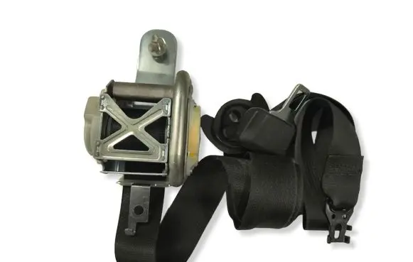 Tesla Model S Front seatbelt 