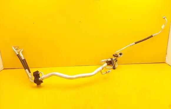 Peugeot 3008 III Air conditioning (A/C) pipe/hose 9842738580