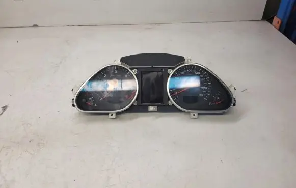 Audi A6 S6 C6 4F Speedometer (instrument cluster) 4F0920900N