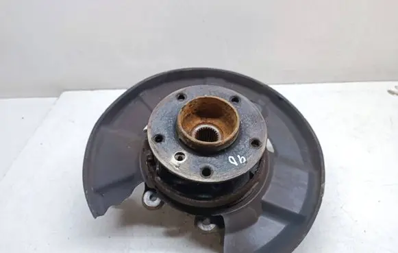 BMW 3 E90 E91 Rear wheel hub spindle/knuckle 6783666