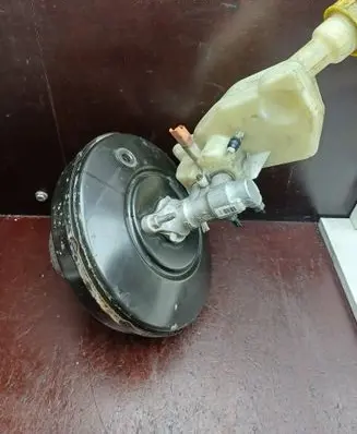 Peugeot 208 I Brake booster 9672865880 0222842