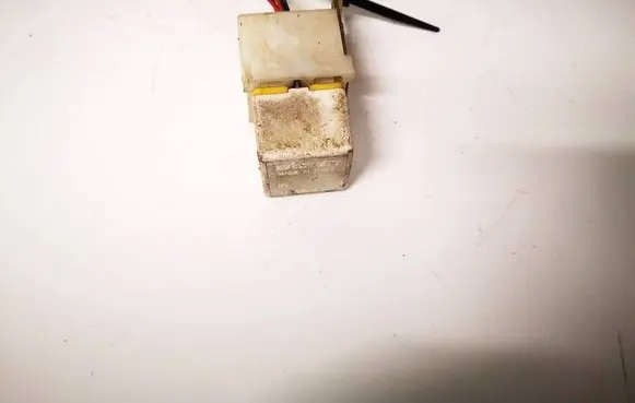 Audi A4 S4 B5 8D Other relay 