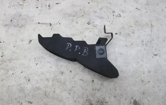 Honda CR-V Fender foam support/seal GMAUTO4574097