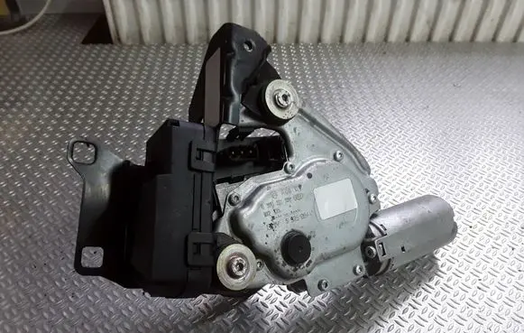BMW 3 E46 Rear window wiper motor 0390201559