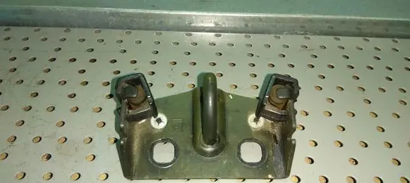 Citroen C8 Loading door lock loop/hook striker 