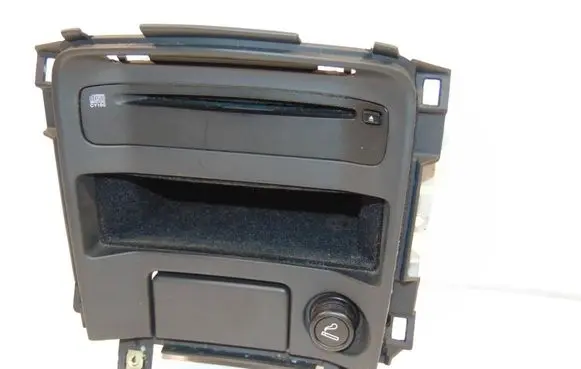 Nissan Primera Radio/CD/DVD/GPS head unit 28185AV700